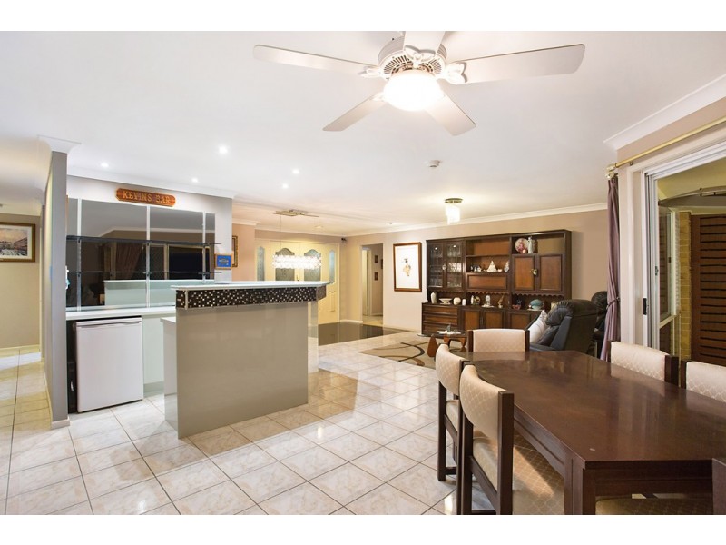 29 Cassowary Drive, Burleigh Waters QLD 4220