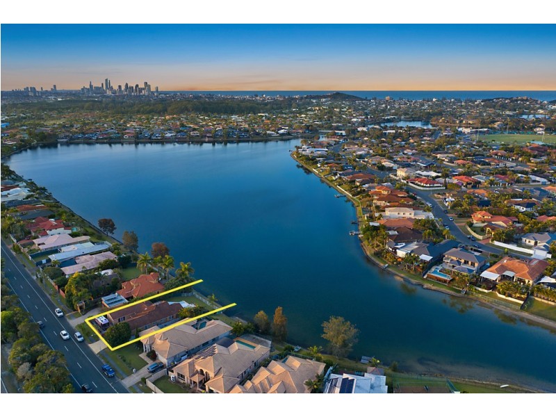 29 Cassowary Drive, Burleigh Waters QLD 4220