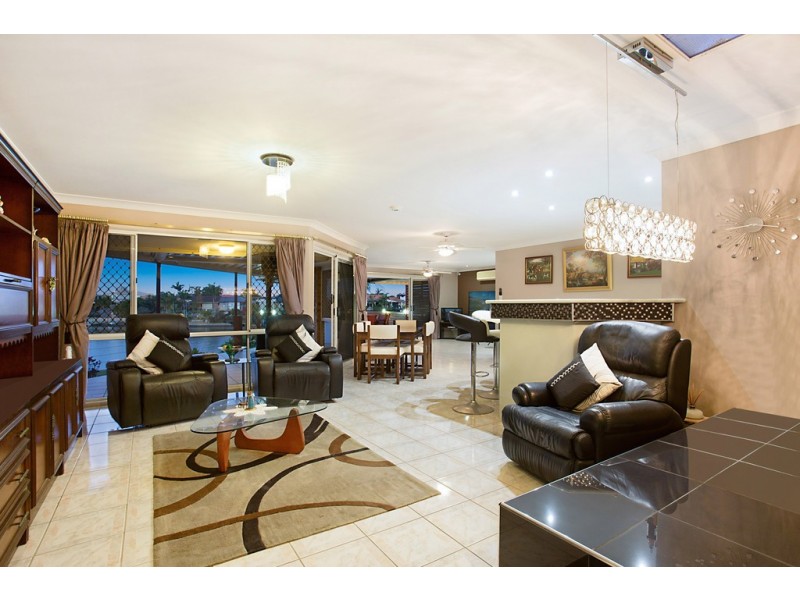 29 Cassowary Drive, Burleigh Waters QLD 4220