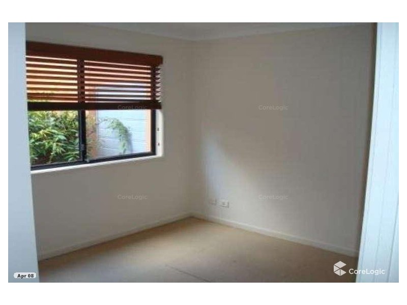 1/6 Burrabee Street, Burleigh Heads QLD 4220