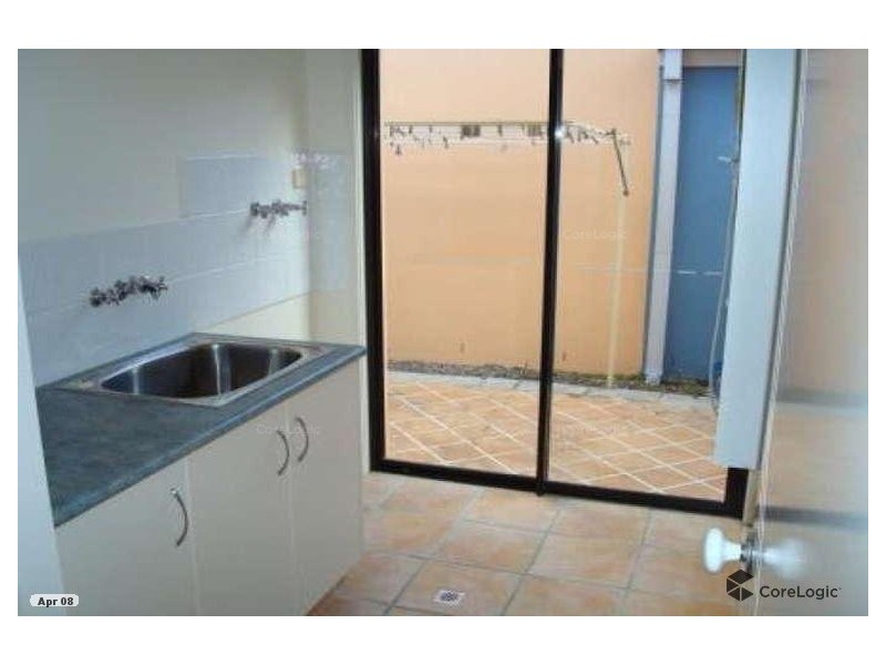 1/6 Burrabee Street, Burleigh Heads QLD 4220