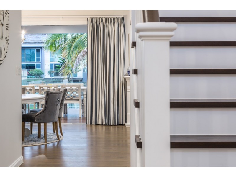 55 T E Peters Drive, Broadbeach Waters QLD 4218