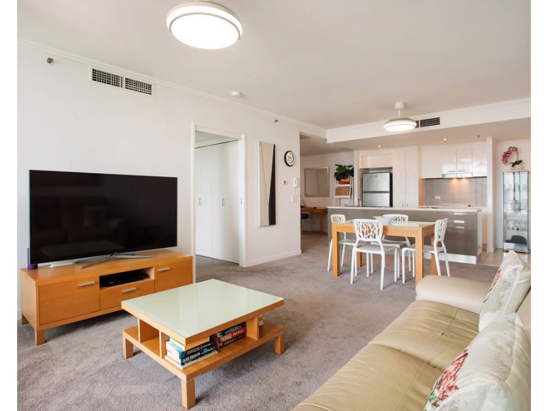 2906/33 T E Peters Drive ‘Freshwater Point’, Broadbeach Waters QLD 4218