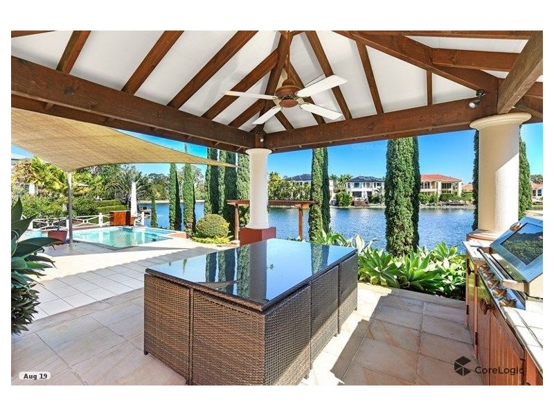 121/40 Cotlew Street, Southport QLD 4215