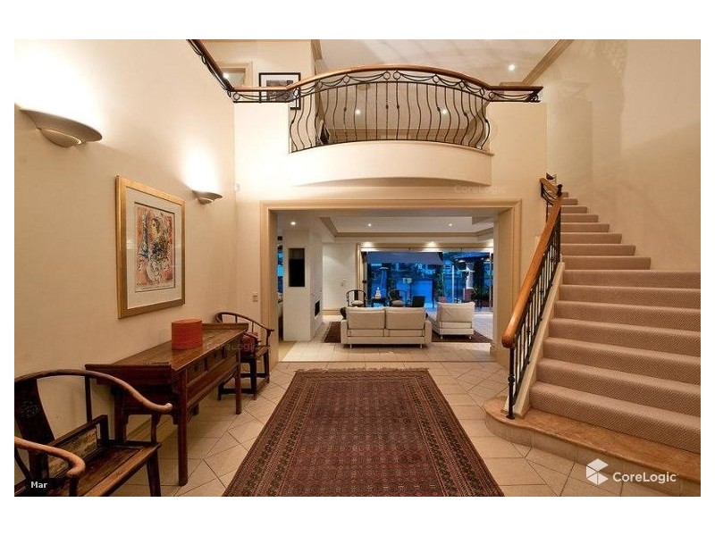 121/40 Cotlew Street, Southport QLD 4215