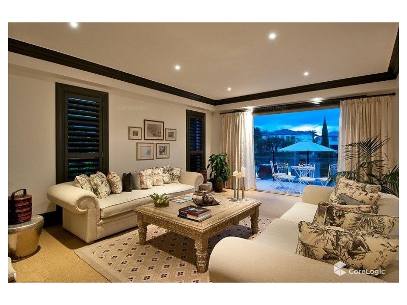 121/40 Cotlew Street, Southport QLD 4215