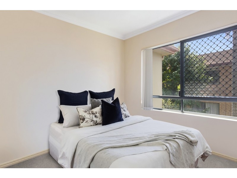12/25 Chester Terrace, Southport QLD 4215