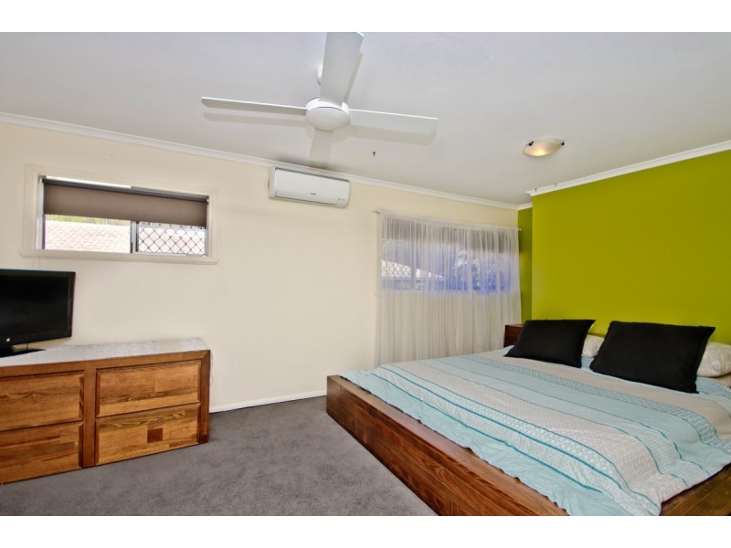 8 West king Lane, Southport QLD 4215