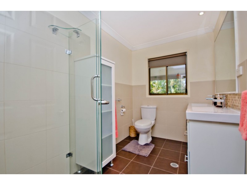 8 West king Lane, Southport QLD 4215