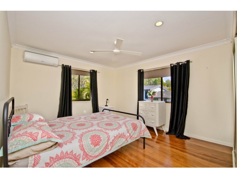 8 West king Lane, Southport QLD 4215