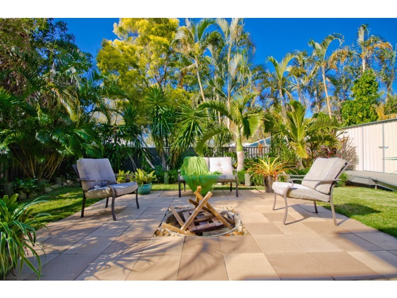 8 West king Lane, Southport QLD 4215