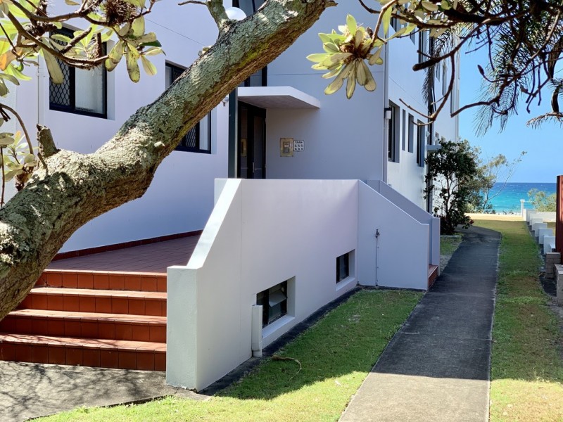 4/367 Golden Four Drive, Tugun QLD 4224