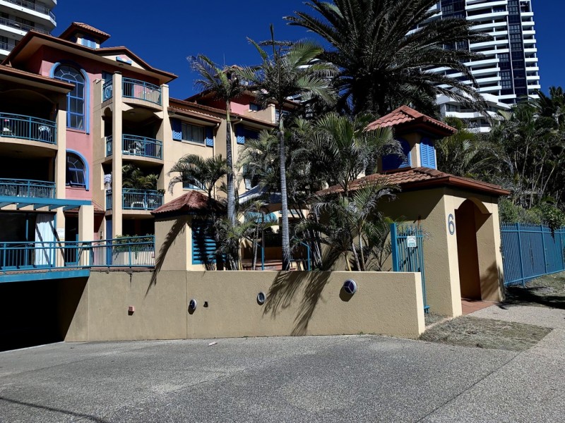 2/4-6 Queensland Avenue “Antigua Resort”, Broadbeach QLD 4218