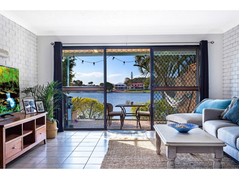 32/11 Shrike Court, Burleigh Waters QLD 4220