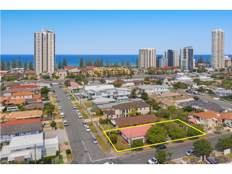 20 Deodar Drive, Burleigh Heads QLD 4220