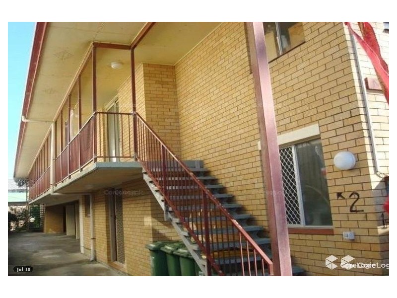 1/4 Marine Pde, Miami QLD 4220
