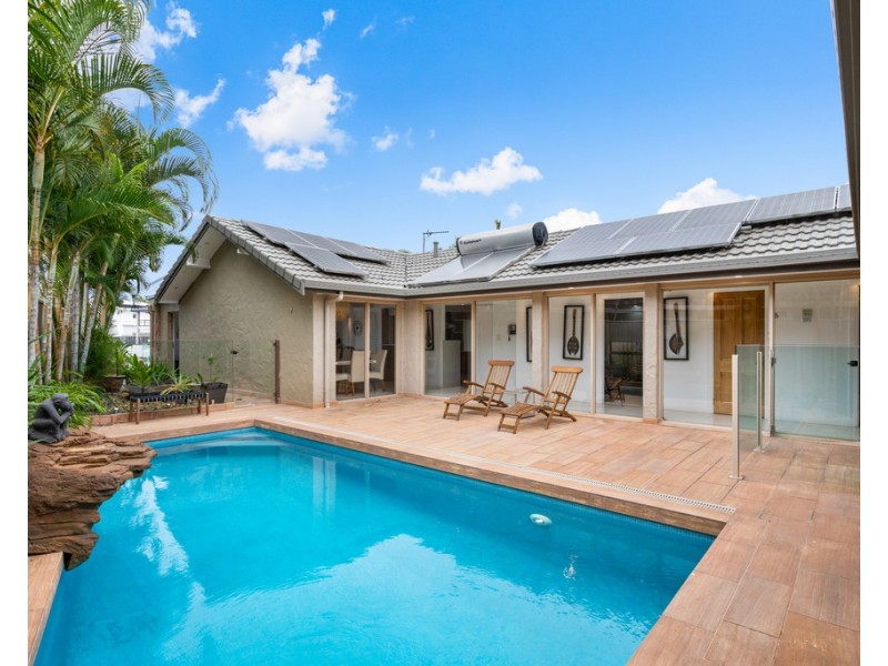 144 Rio Vista Boulevard, Broadbeach Waters QLD 4218