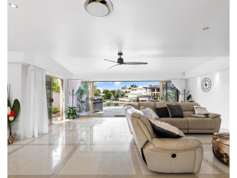 144 Rio Vista Boulevard, Broadbeach Waters QLD 4218