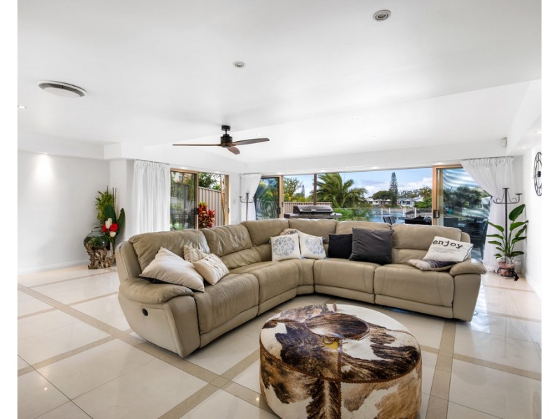 144 Rio Vista Boulevard, Broadbeach Waters QLD 4218