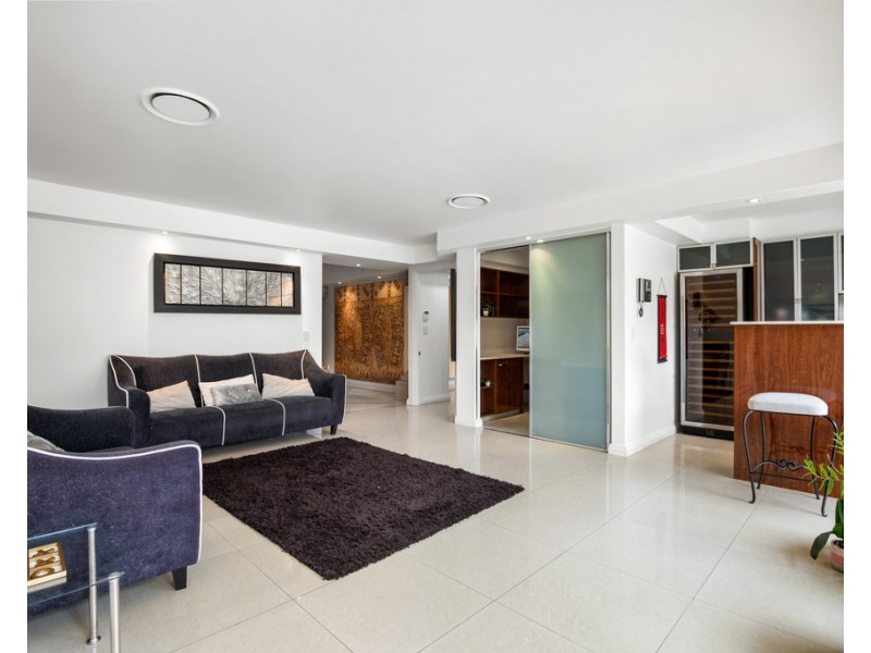 144 Rio Vista Boulevard, Broadbeach Waters QLD 4218