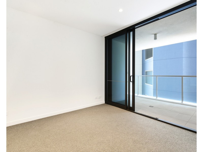 402 3 Northcliffe Terrace, Surfers Paradise QLD 4217