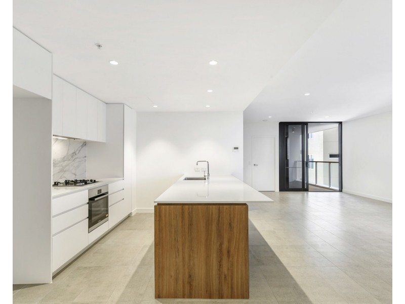 402 3 Northcliffe Terrace, Surfers Paradise QLD 4217