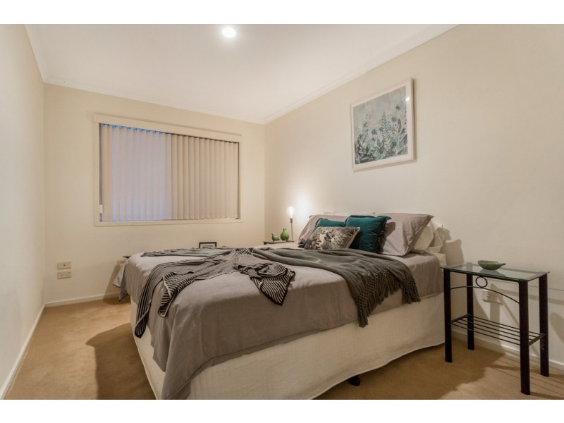 51 Beverley Crescent, Broadbeach Waters QLD 4218