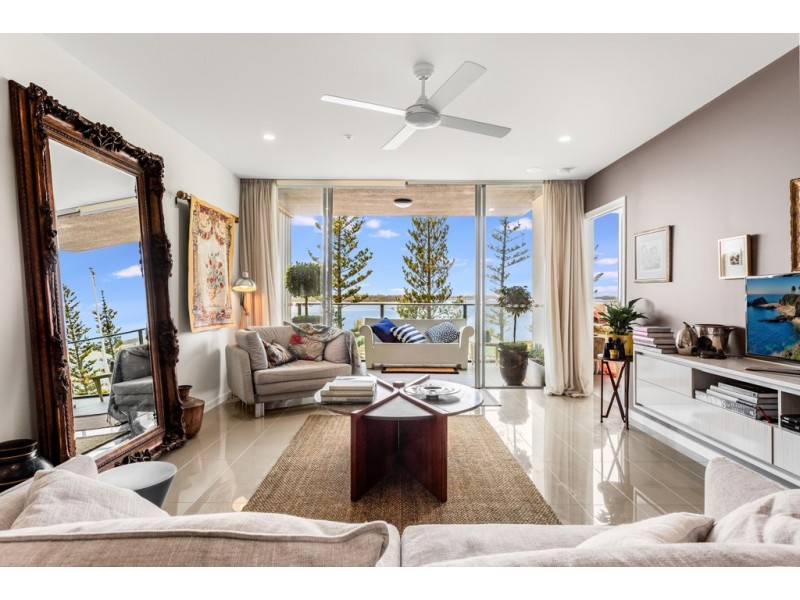 406/388 Marine Parade ‘Coast North’, Labrador QLD 4215