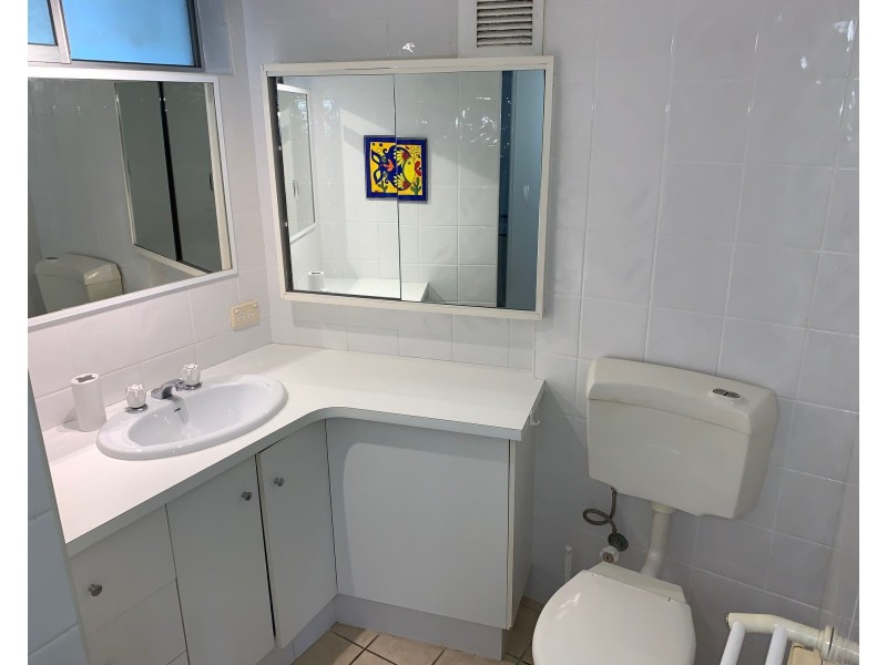 72/40 Watson Esplanade, Surfers Paradise QLD 4217