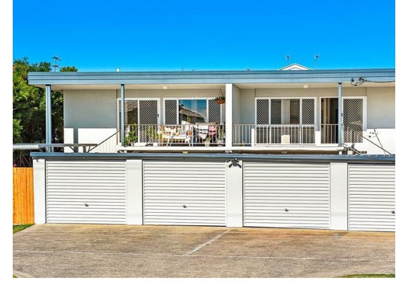 50 Tallebudgera Drive, Palm Beach QLD 4221