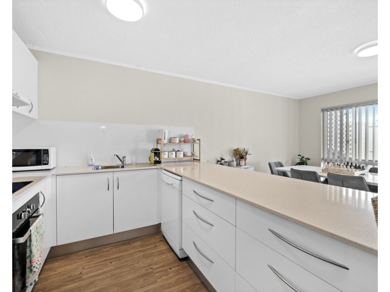 50 Tallebudgera Drive, Palm Beach QLD 4221