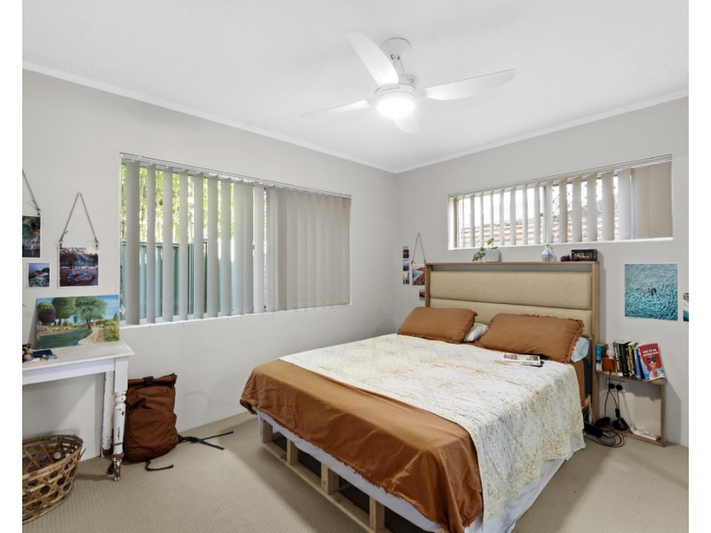 50 Tallebudgera Drive, Palm Beach QLD 4221