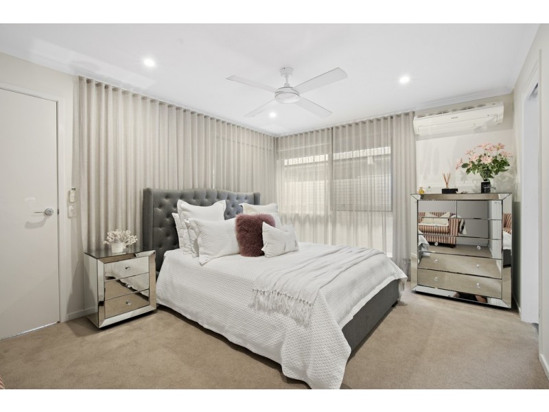 34 Emerton Crescent, Robina QLD 4226