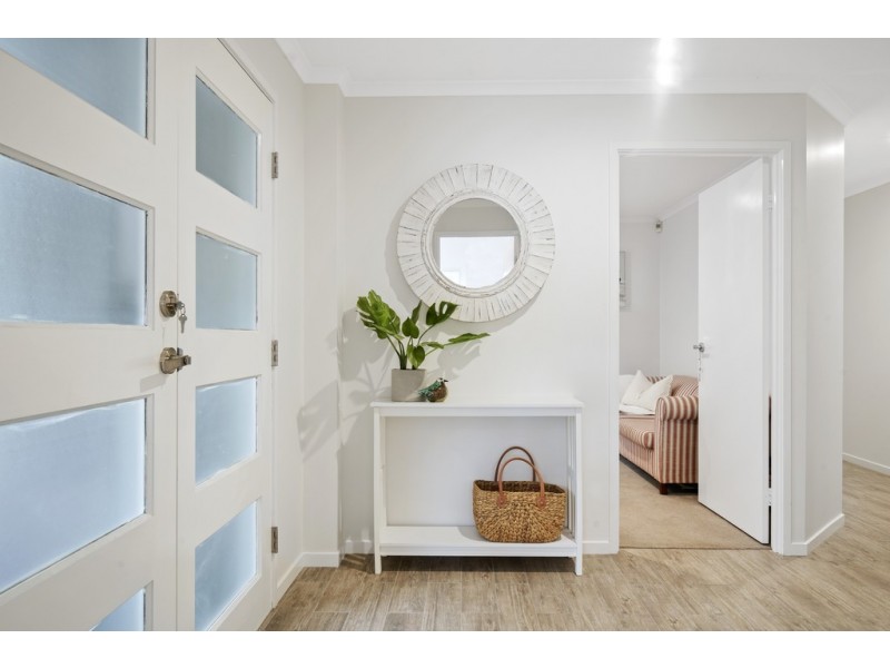 34 Emerton Crescent, Robina QLD 4226