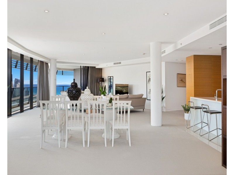 23001 The Oracle 21 Elizabeth Avenue, Broadbeach QLD 4218