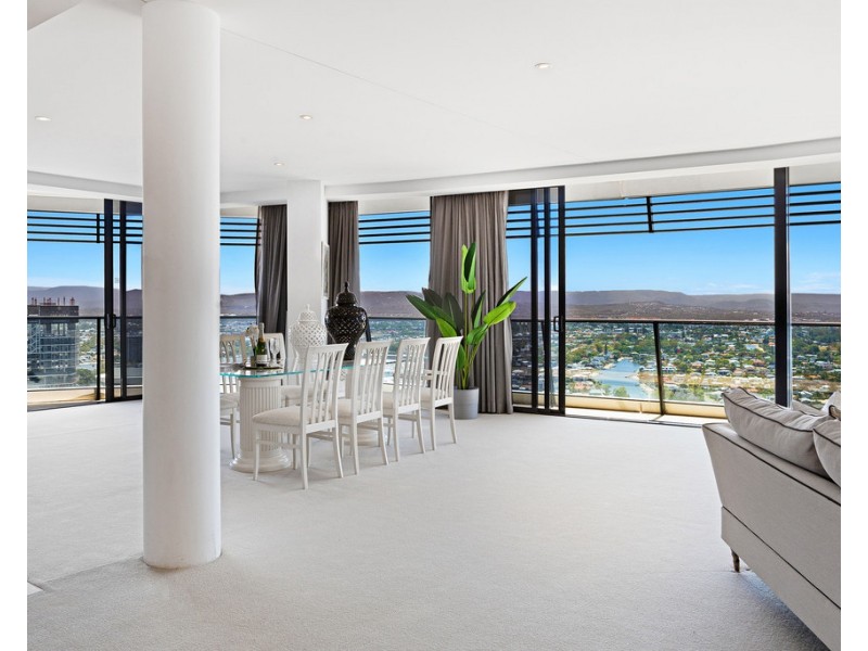23001 The Oracle 21 Elizabeth Avenue, Broadbeach QLD 4218