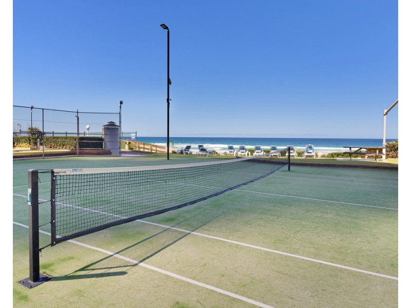 14A Breakers North 50 Old Burleigh Road, Surfers Paradise QLD 4217