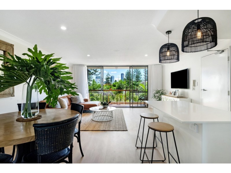 19/32-38 Montana Road, Mermaid Beach QLD 4218