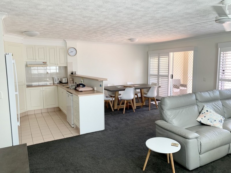 11/12-14 Britannia Ave, Broadbeach QLD 4218