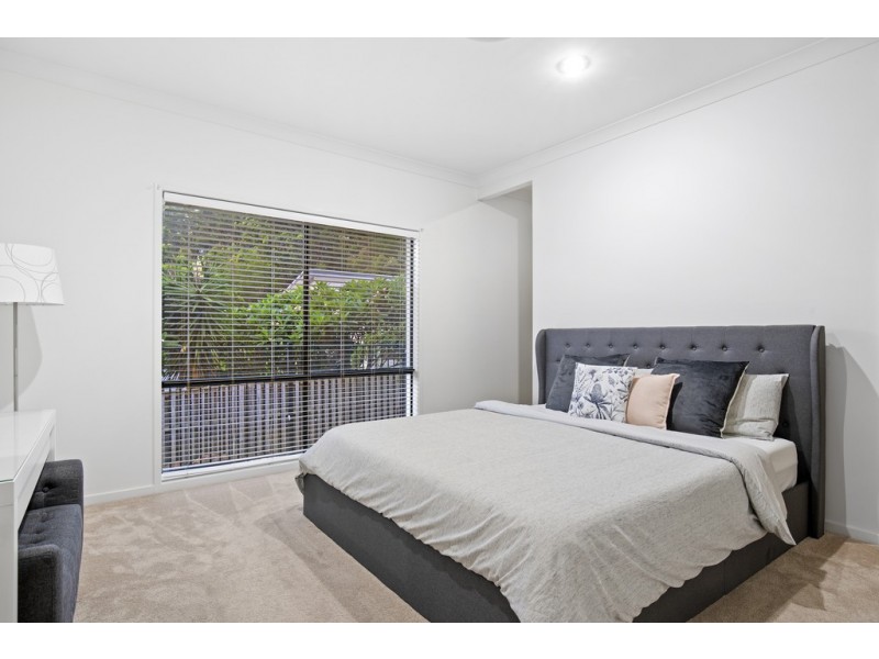 7 Camarillo Cct, Reedy Creek QLD 4227