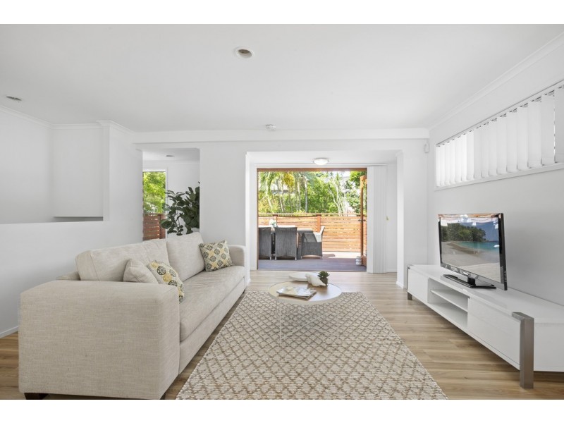 13 Alison Road, Carrara QLD 4211