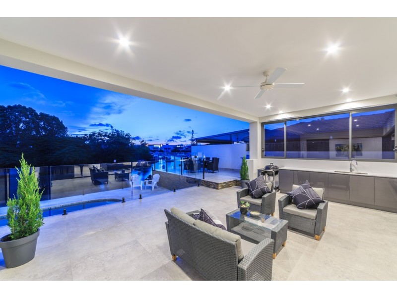 88 Gibraltar Drive, Isle Of Capri QLD 4217