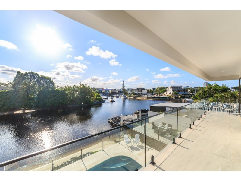 88 Gibraltar Drive, Isle Of Capri QLD 4217