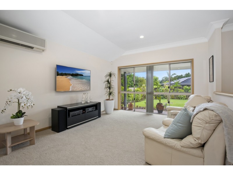 80 Martingale Circuit, Clear Island Waters QLD 4226