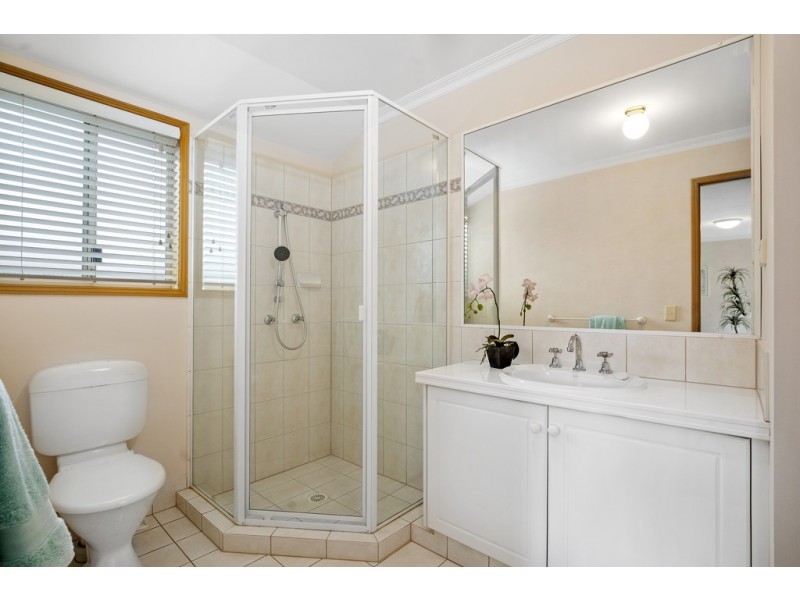 80 Martingale Circuit, Clear Island Waters QLD 4226