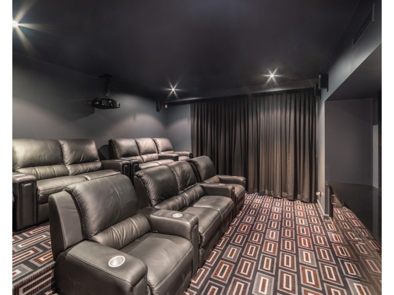 18 Viking Court, Paradise Waters QLD 4217