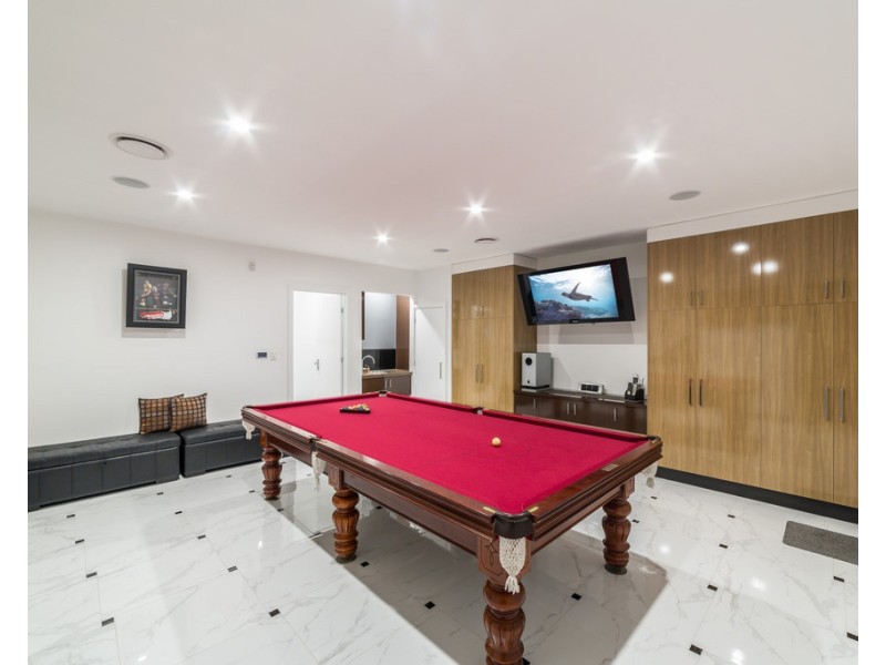 18 Viking Court, Paradise Waters QLD 4217