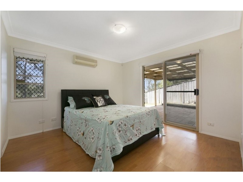 11 Fanning Court, Pacific Pines QLD 4211