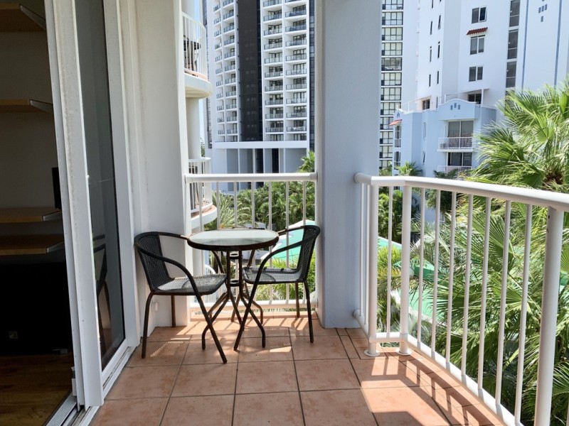 3043/2623-2633 Gold Coast Highway “Bel Air”, Broadbeach QLD 4218