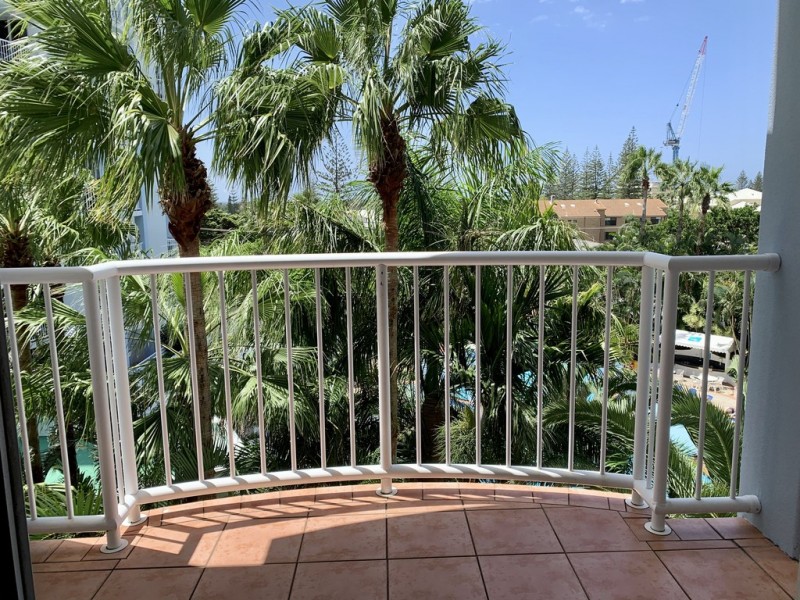 3043/2623-2633 Gold Coast Highway “Bel Air”, Broadbeach QLD 4218